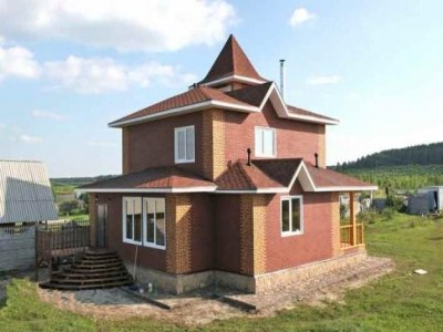 Из чего лучше строить дом в России
